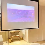 The Pearl - Jacuzzi - Cinema - Patio - Parking