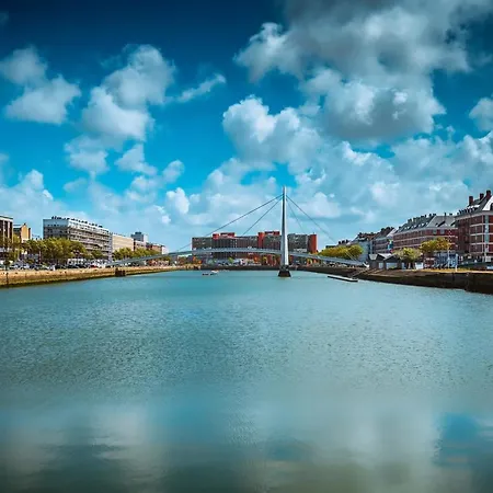 Apartment The Pearl - Jacuzzi - Cinema - Patio - Parking Le Havre
