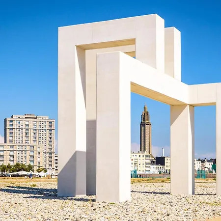 Apartment The Pearl - Jacuzzi - Cinema - Patio - Parking