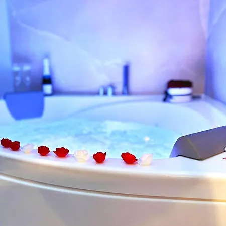 Apartment The Pearl - Jacuzzi - Cinema - Patio - Parking