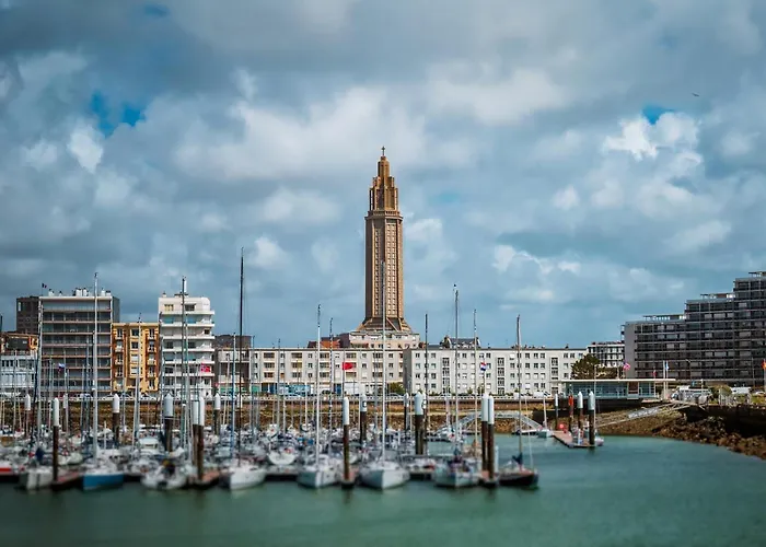 The Pearl - Jacuzzi - Cinema - Patio - Parking Apartment *