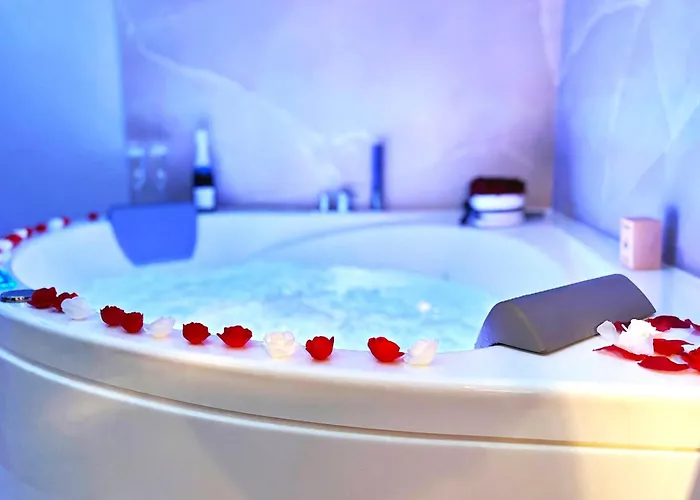 Apartment The Pearl - Jacuzzi - Cinema - Patio - Parking